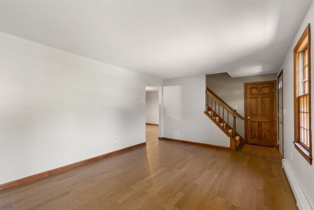 114 King Arthur Dr