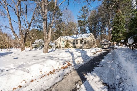 13 Rich Valley Road Wayland MA 01778
