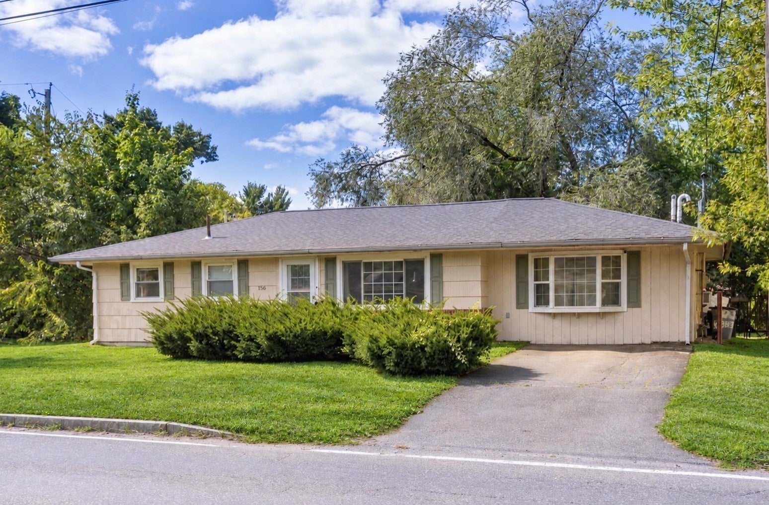 156 Boundary St, Brockton, MA, 156 Boundary St, Brockton, MA Photo #2