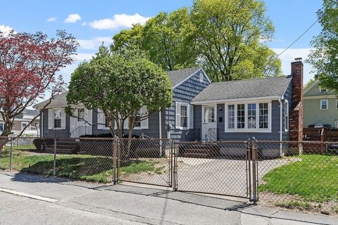 19 Cosgrove Street Lowell MA 01852