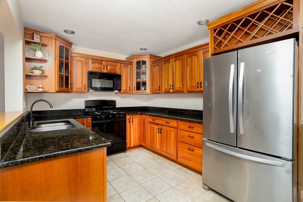8 Alden Dr #8, Berlin, MA, 8 Alden Dr #8, Berlin, MA Photo #3