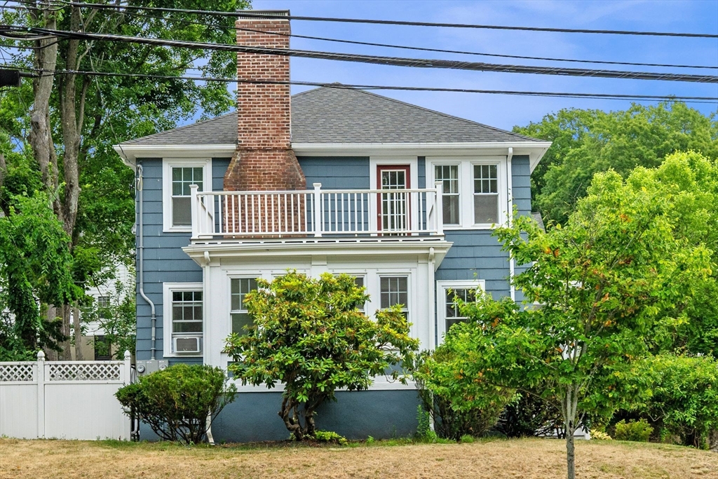 500 Lowell Ave 1