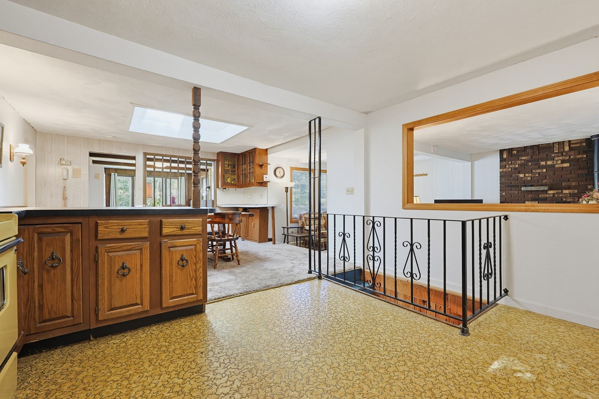 121 Park Circle, Attleboro, MA, 121 Park Circle, Attleboro, MA Photo #2