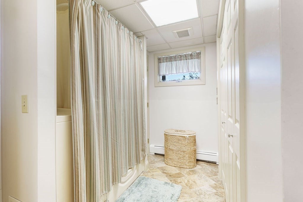 25 Lamoureux Blvd, North Smithfield, RI, 25 Lamoureux Blvd, North Smithfield, RI Photo #14