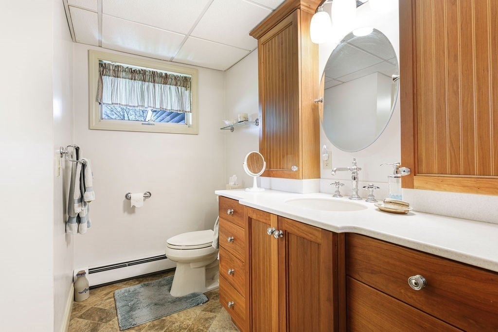 25 Lamoureux Blvd, North Smithfield, RI, 25 Lamoureux Blvd, North Smithfield, RI Photo #13