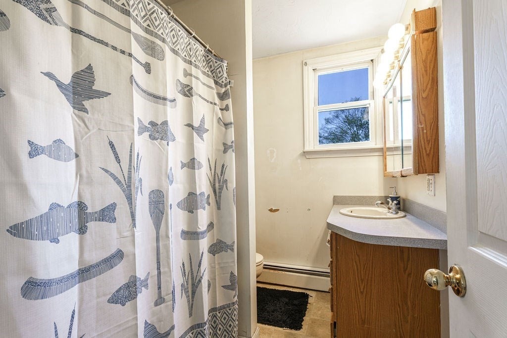 25 Lamoureux Blvd, North Smithfield, RI, 25 Lamoureux Blvd, North Smithfield, RI Photo #23