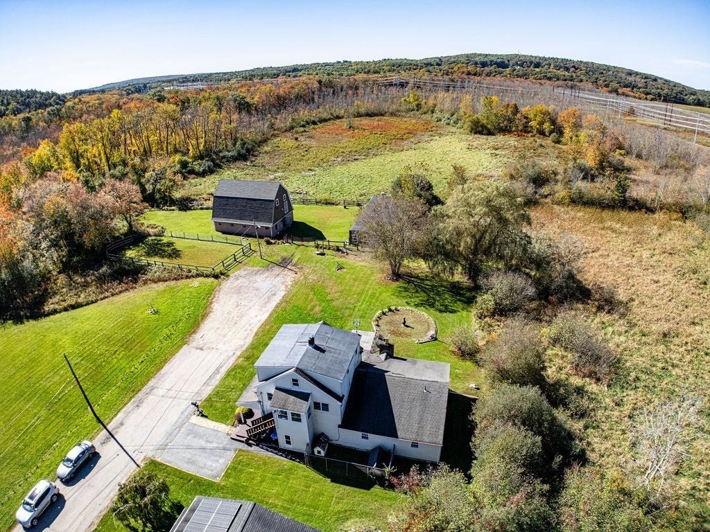 25 Lamoureux Blvd, North Smithfield, RI, 25 Lamoureux Blvd, North Smithfield, RI Photo #36