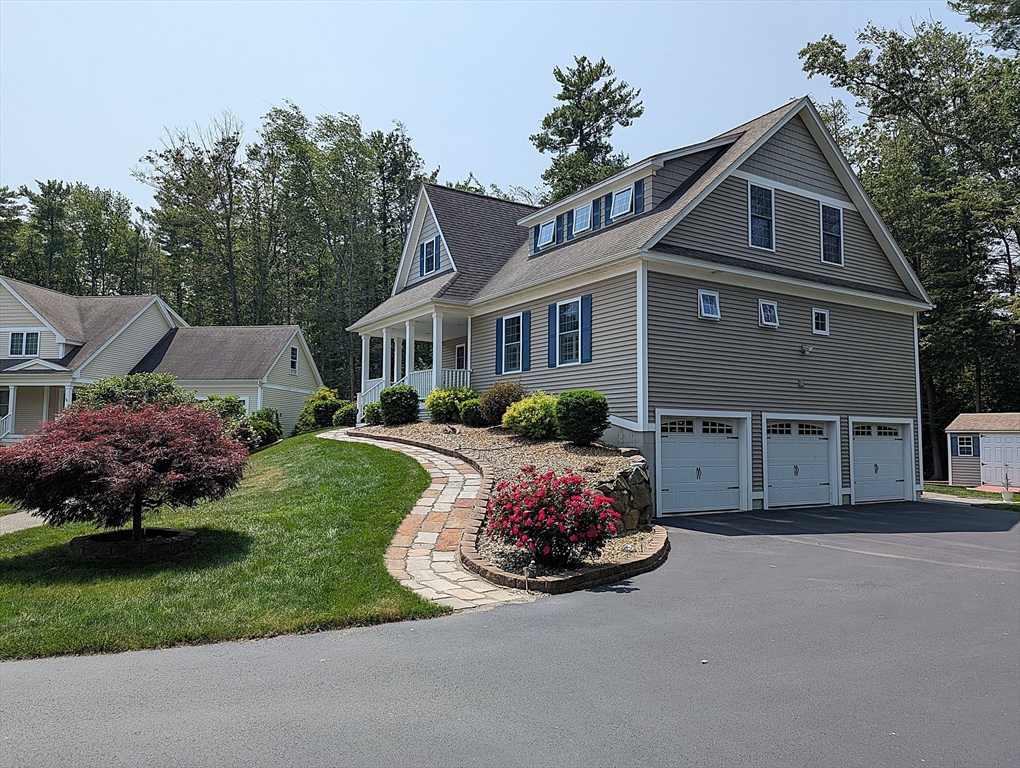 8 Locke Lane