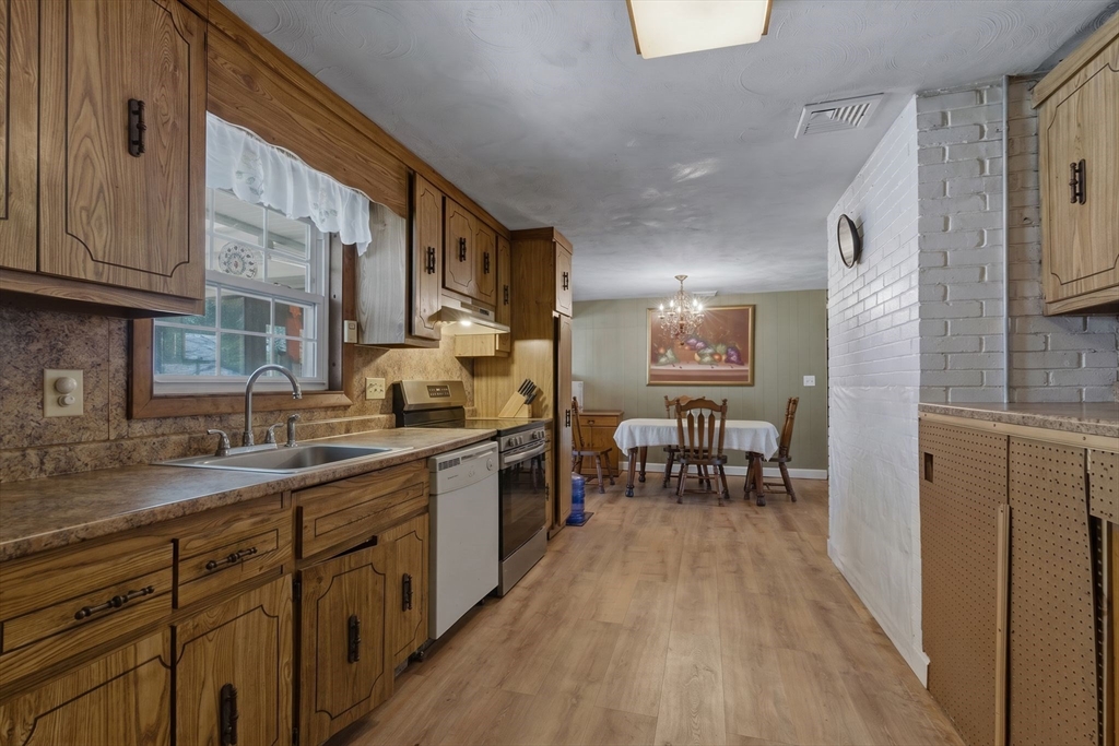 49 Francine Rd
