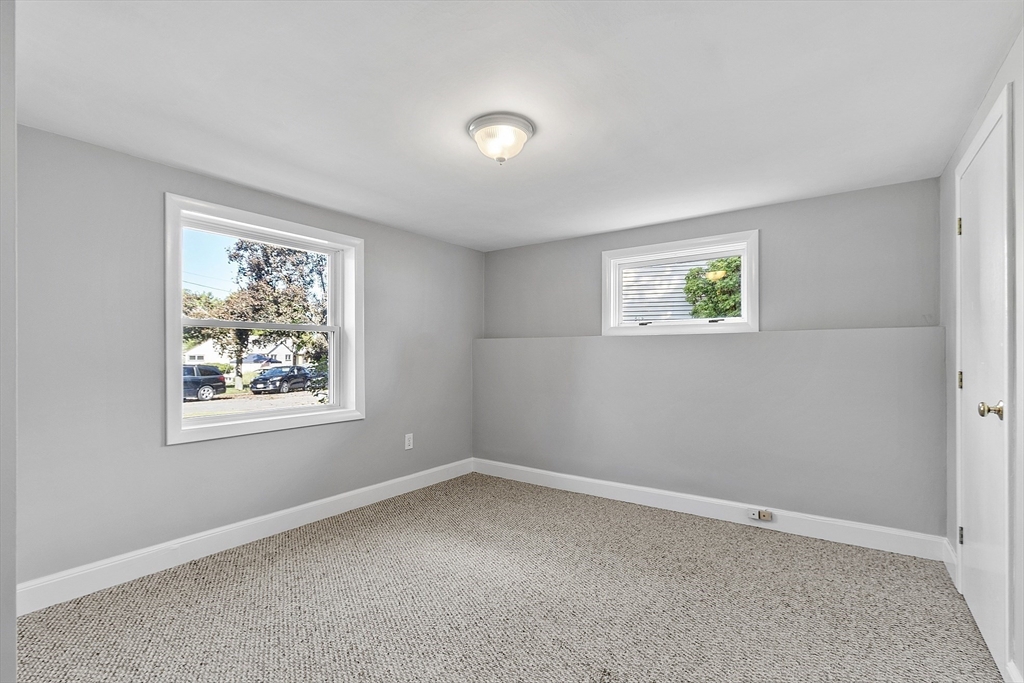 33 Mount Hood Terrace