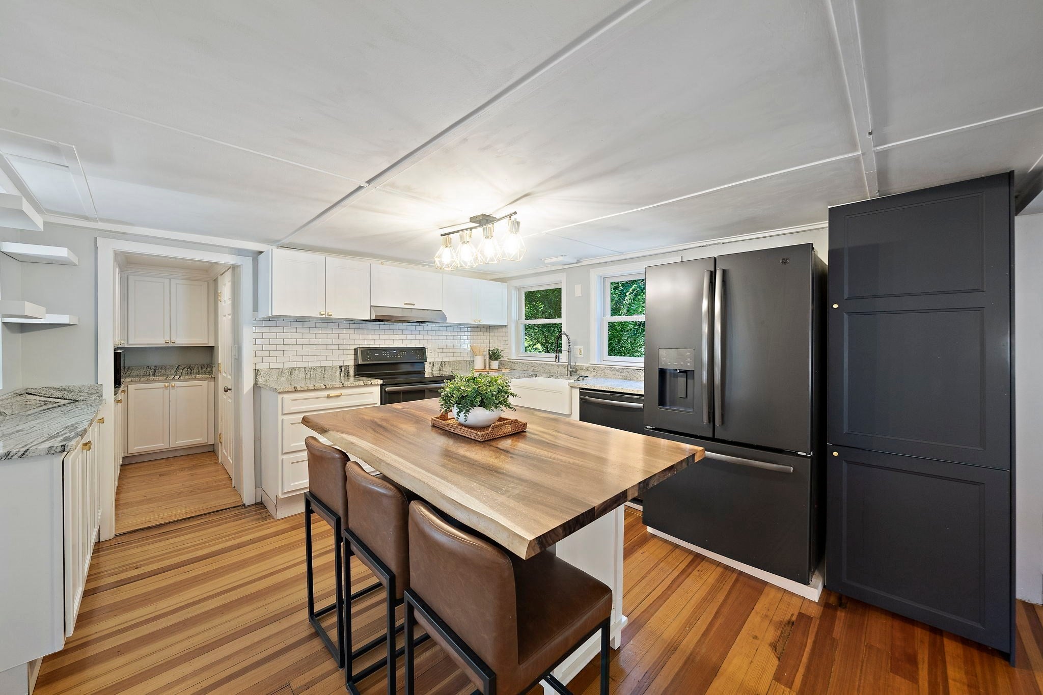 41 Chapel St, Canton, MA, 41 Chapel St, Canton, MA Photo #4