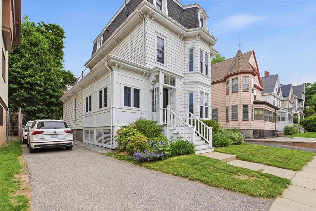 4 Lombard St