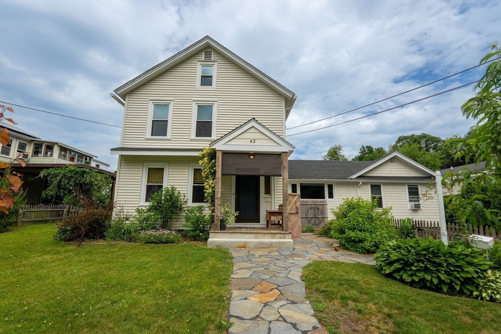 42 Bliss ST, Northampton, MA, 42 Bliss ST, Northampton, MA Photo #2