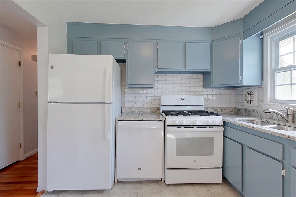 392 Acton Rd