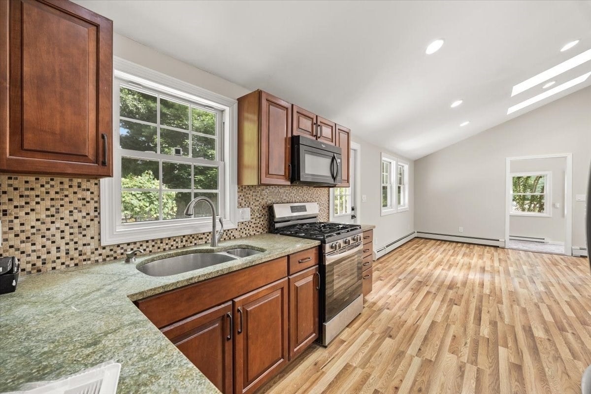 1649 Rodman St, Fall River, MA, 1649 Rodman St, Fall River, MA Photo #6