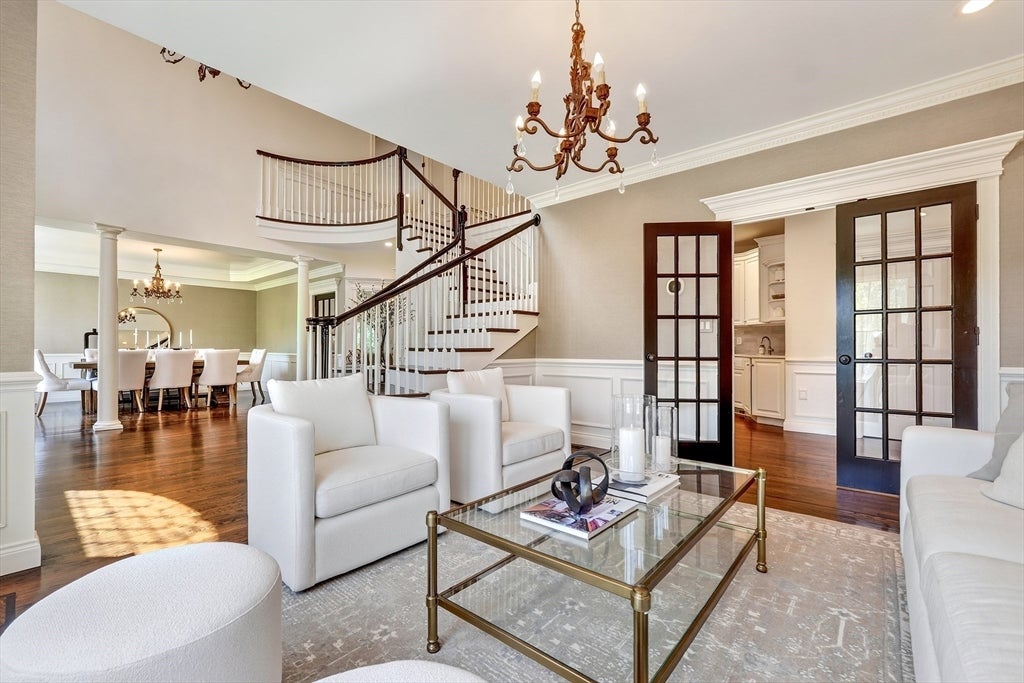 2 Goldman Cir, Bedford, MA, 2 Goldman Cir, Bedford, MA Photo #5
