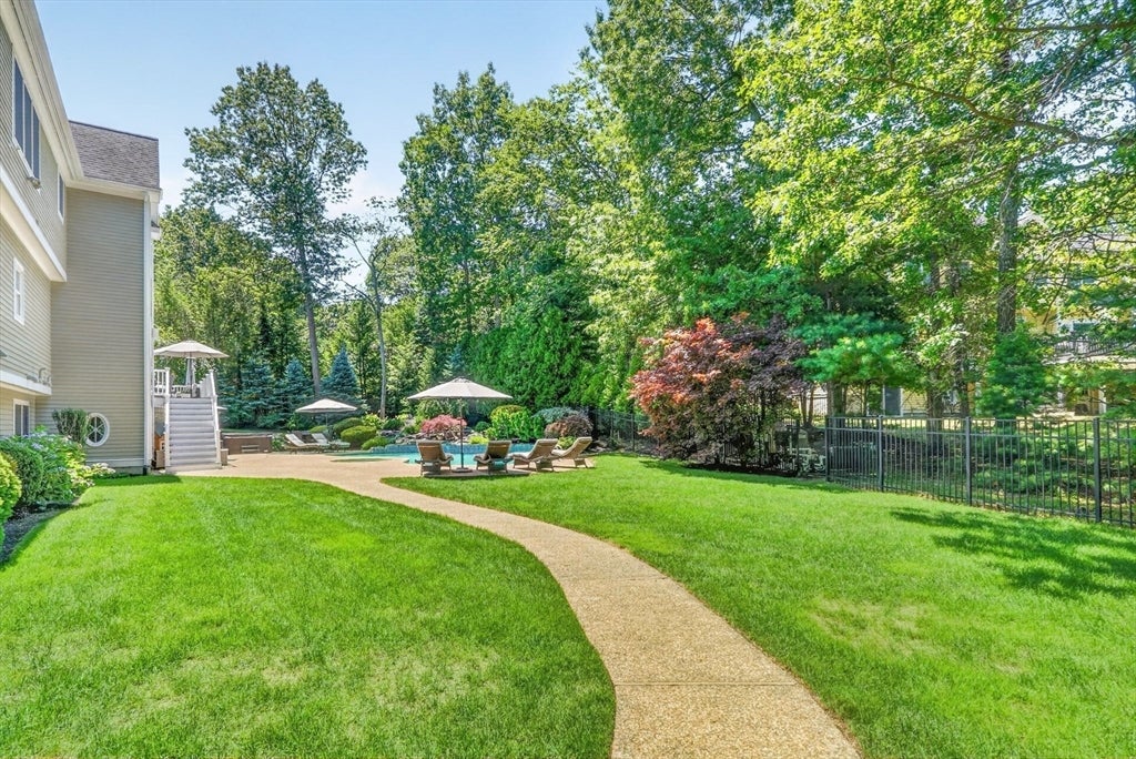 2 Goldman Cir, Bedford, MA, 2 Goldman Cir, Bedford, MA Photo #29
