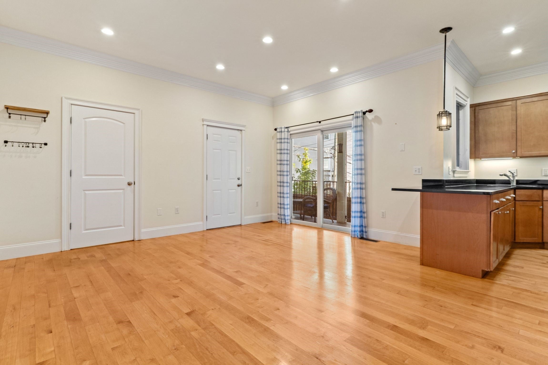 152 H Street #1, Boston, MA, 152 H Street #1, Boston, MA Photo #5