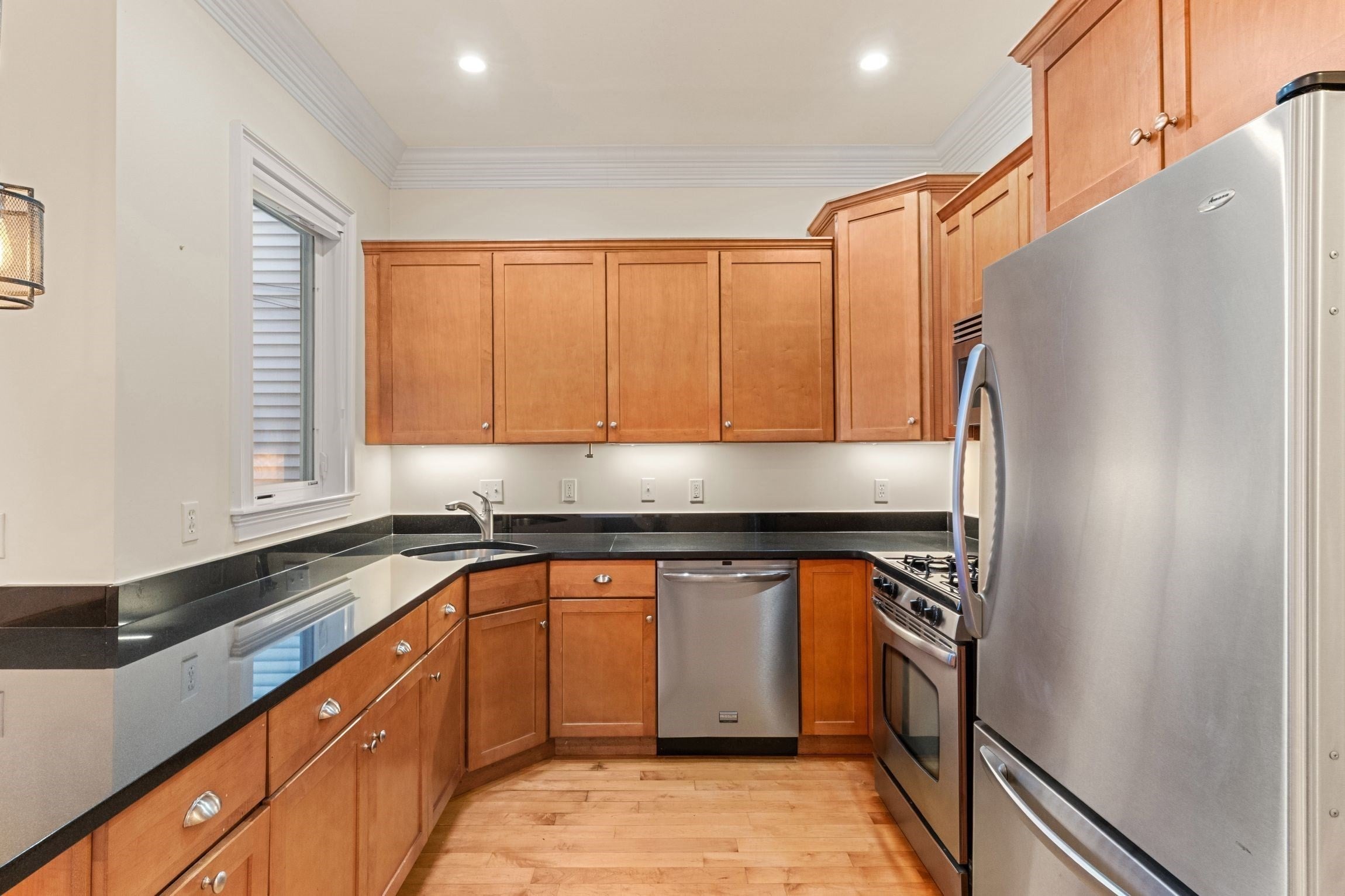 152 H Street #1, Boston, MA, 152 H Street #1, Boston, MA Photo #7