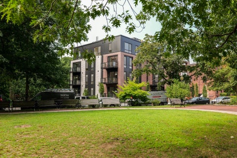 Photo of 80 Vernon Street #Unit 1-A, Brookline, MA 02446 (MLS # 73573091)