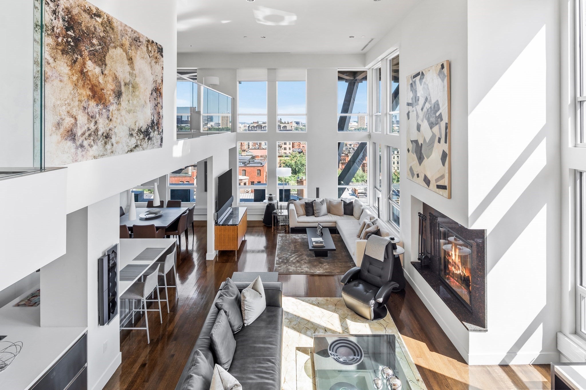 360 Newbury Street 810