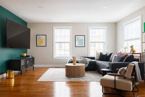11 Elbridge 11 Marblehead MA 01945