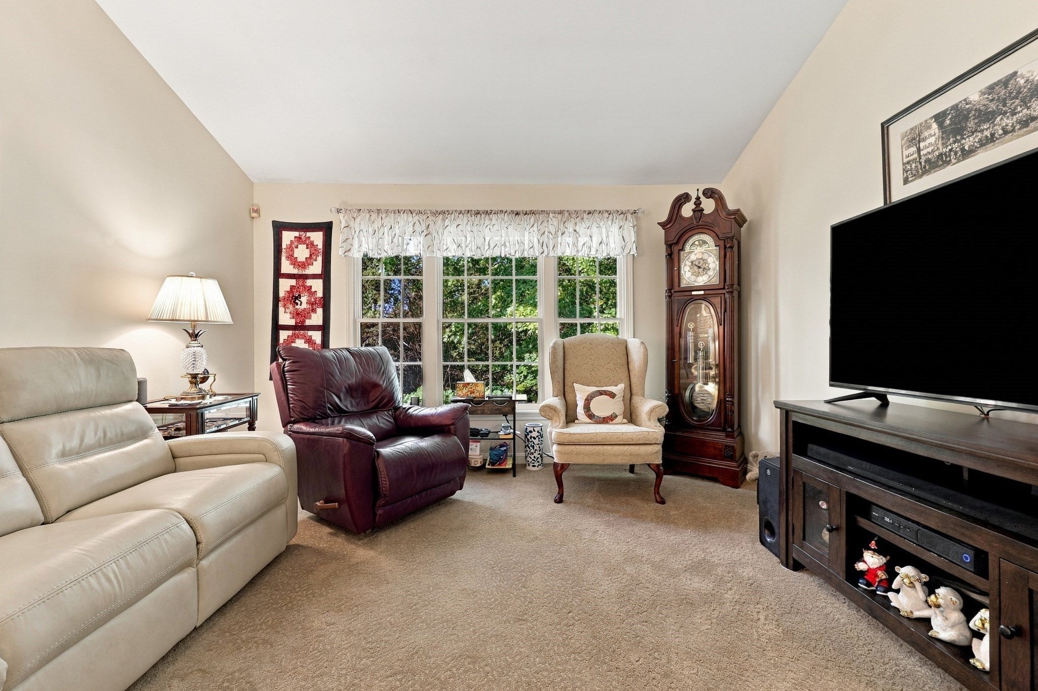 308 Old Country Rd 308