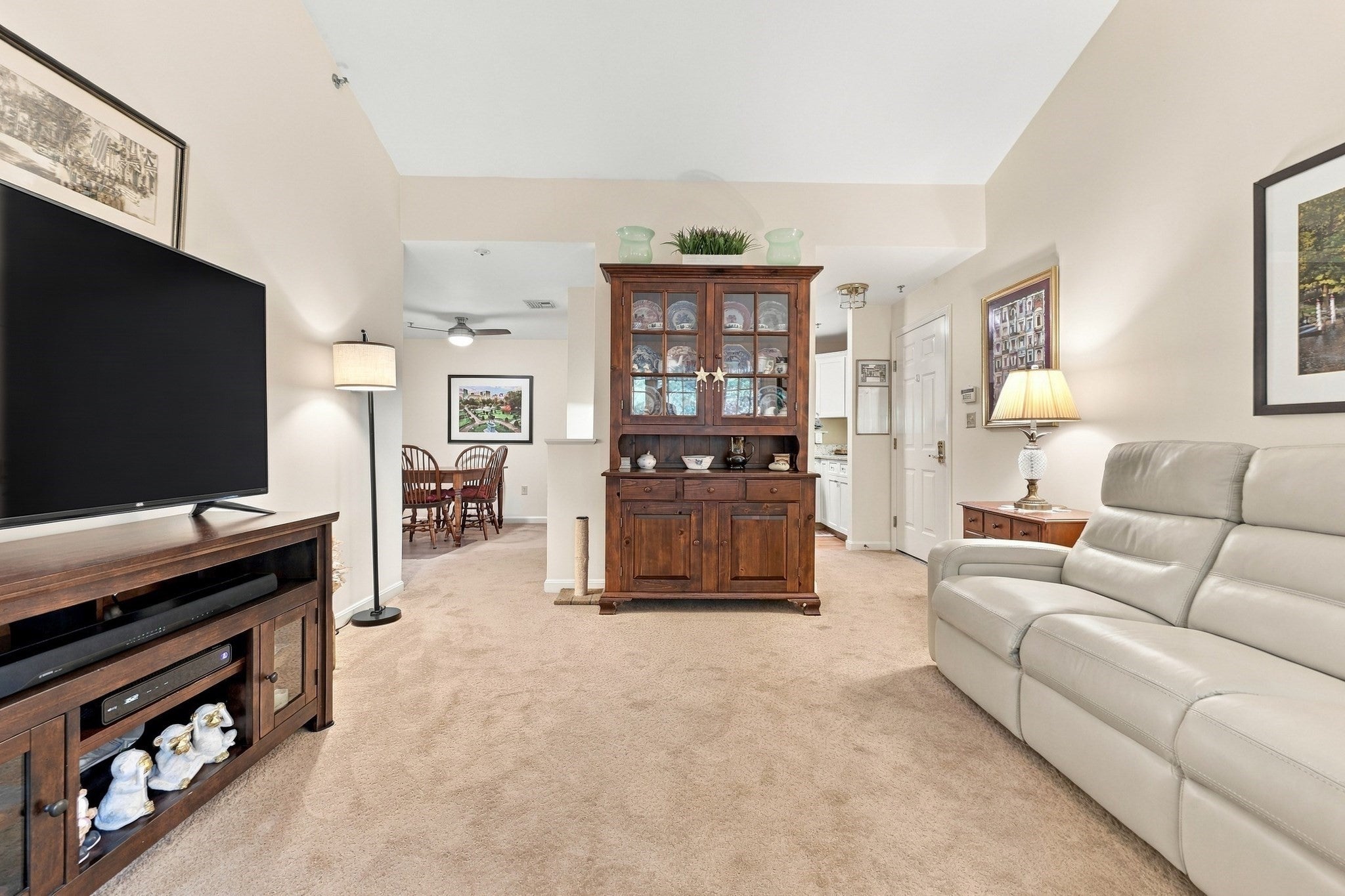 308 Old Country Rd 308