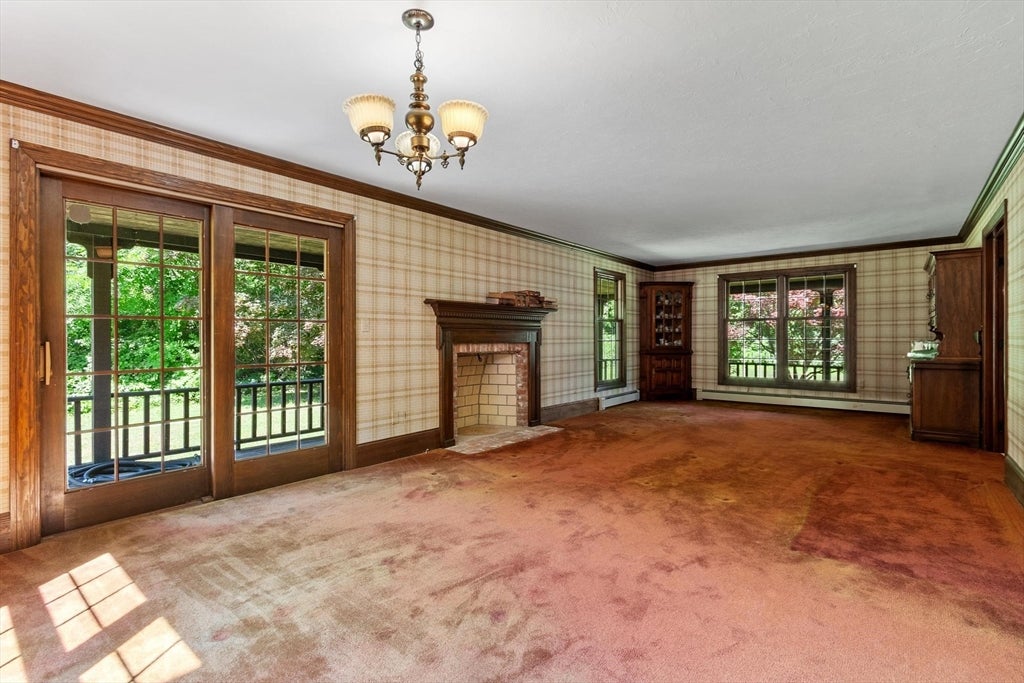 261 West St, Lunenburg, MA Photo #23