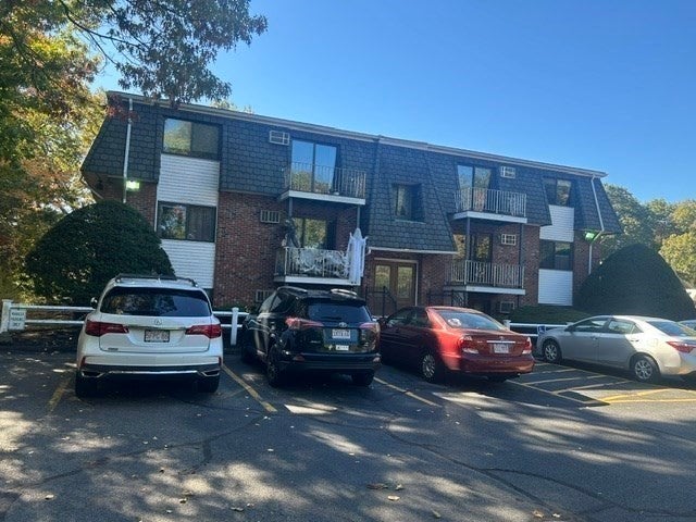 Photo of 61 Shea Street, Lowell, MA