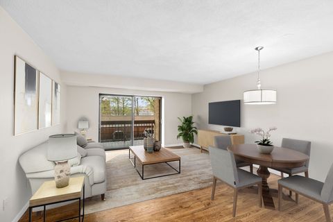 41 Centre 208 Brookline MA 02446