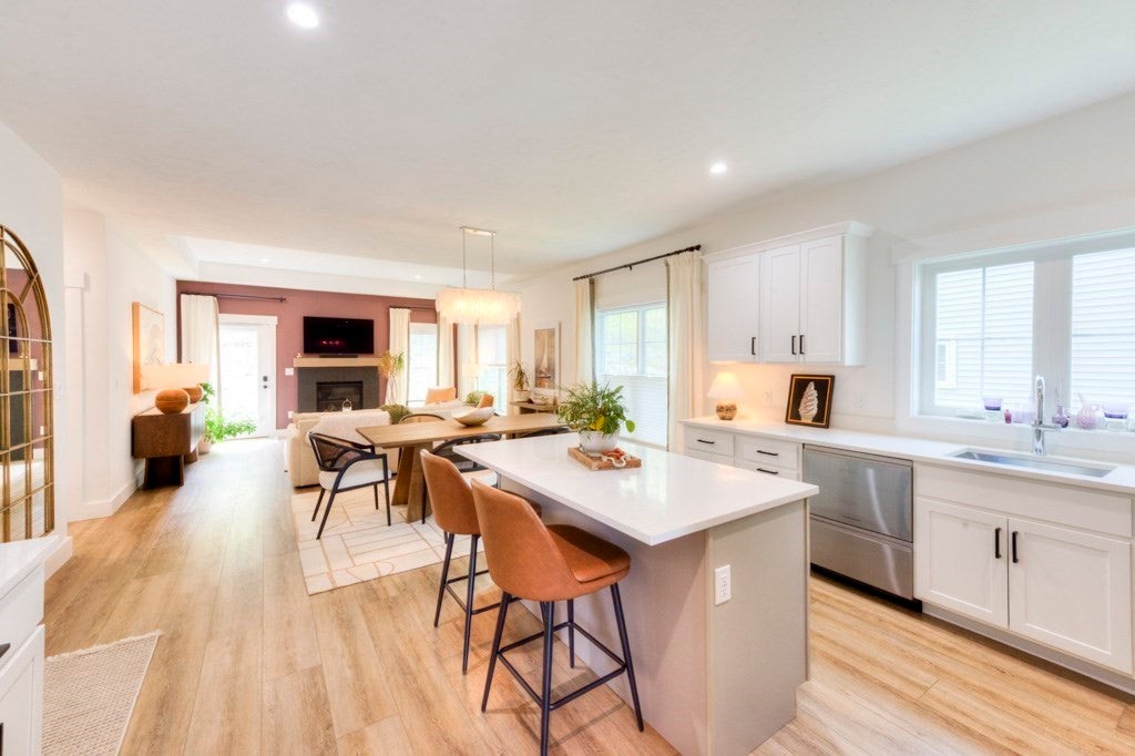 21 Salisbury Hill, Worcester, MA, 21 Salisbury Hill, Worcester, MA Photo #7