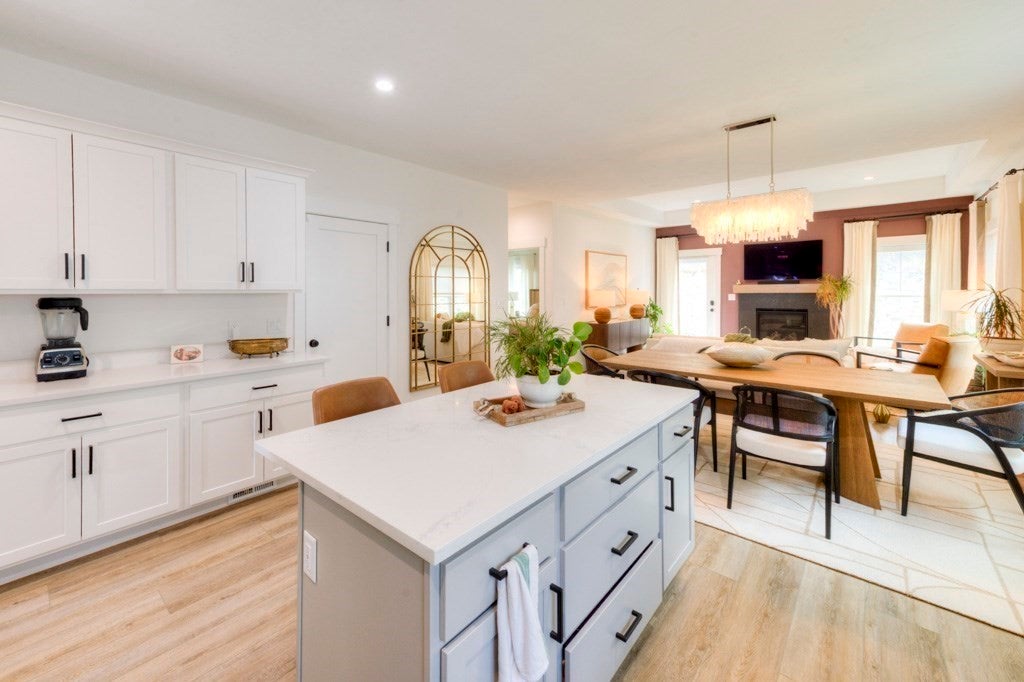 21 Salisbury Hill, Worcester, MA, 21 Salisbury Hill, Worcester, MA Photo #5