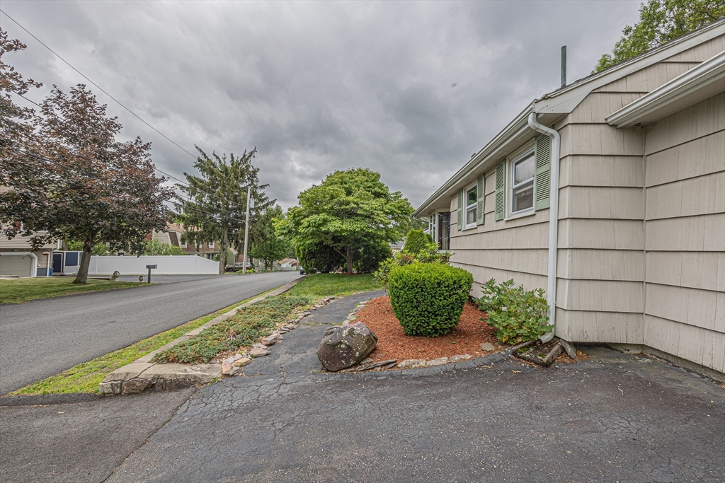 30 Fitzgerald St