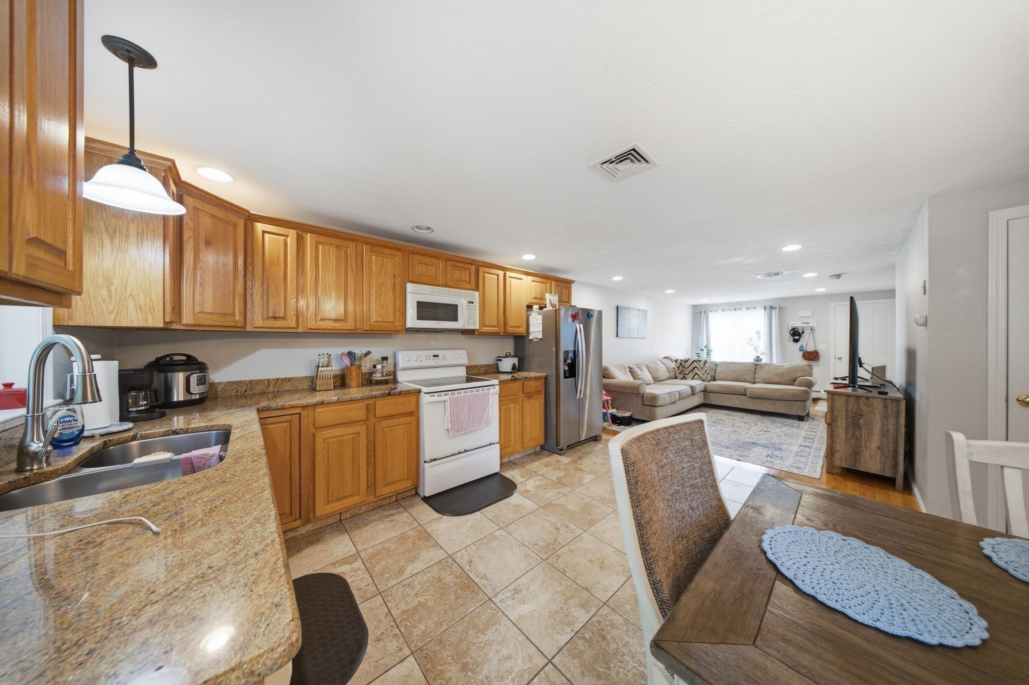 26 Vine St #26, Milford, MA, 26 Vine St #26, Milford, MA Photo #9