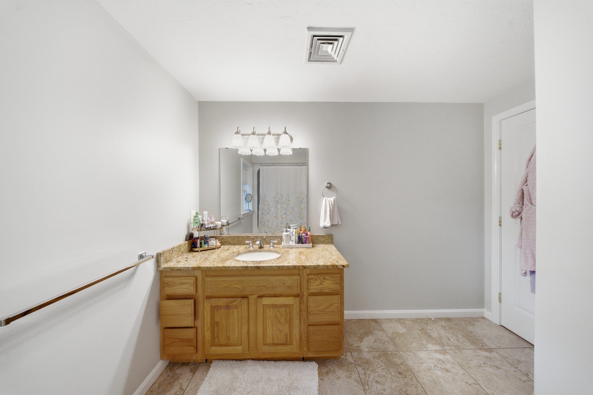 26 Vine St #26, Milford, MA, 26 Vine St #26, Milford, MA Photo #23
