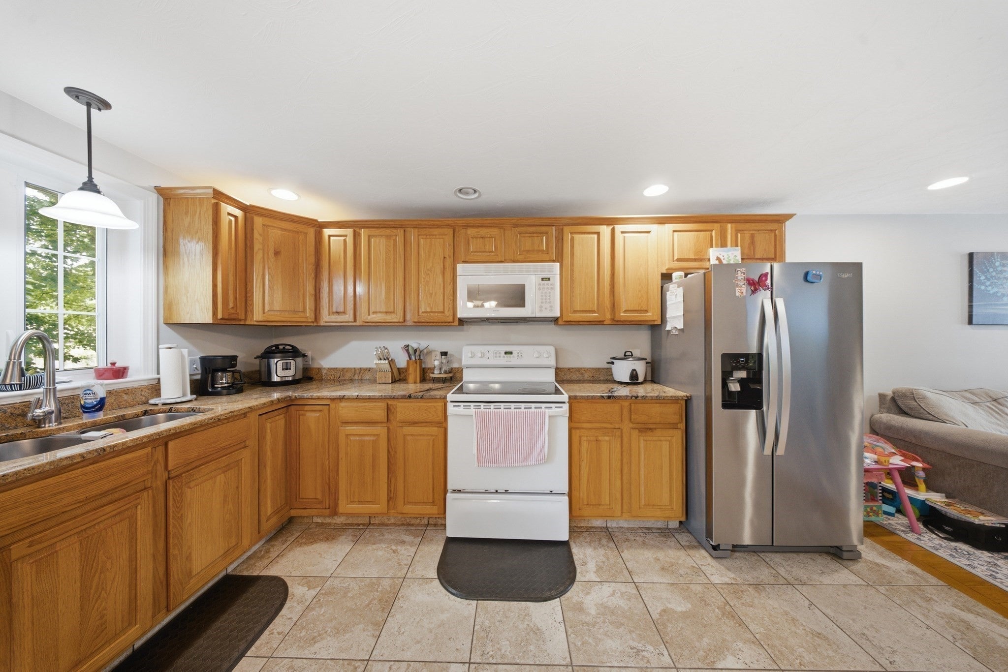 26 Vine St #26, Milford, MA, 26 Vine St #26, Milford, MA Photo #10