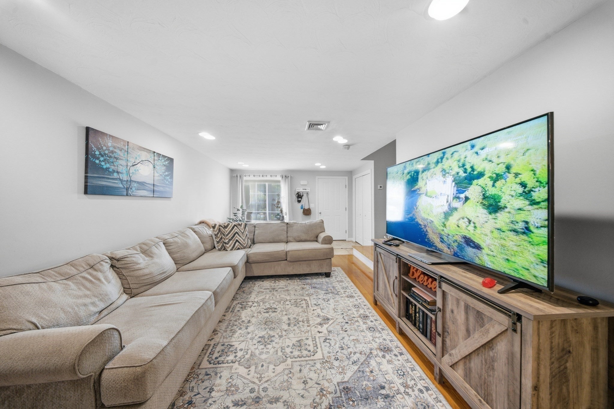 26 Vine St #26, Milford, MA, 26 Vine St #26, Milford, MA Photo #5