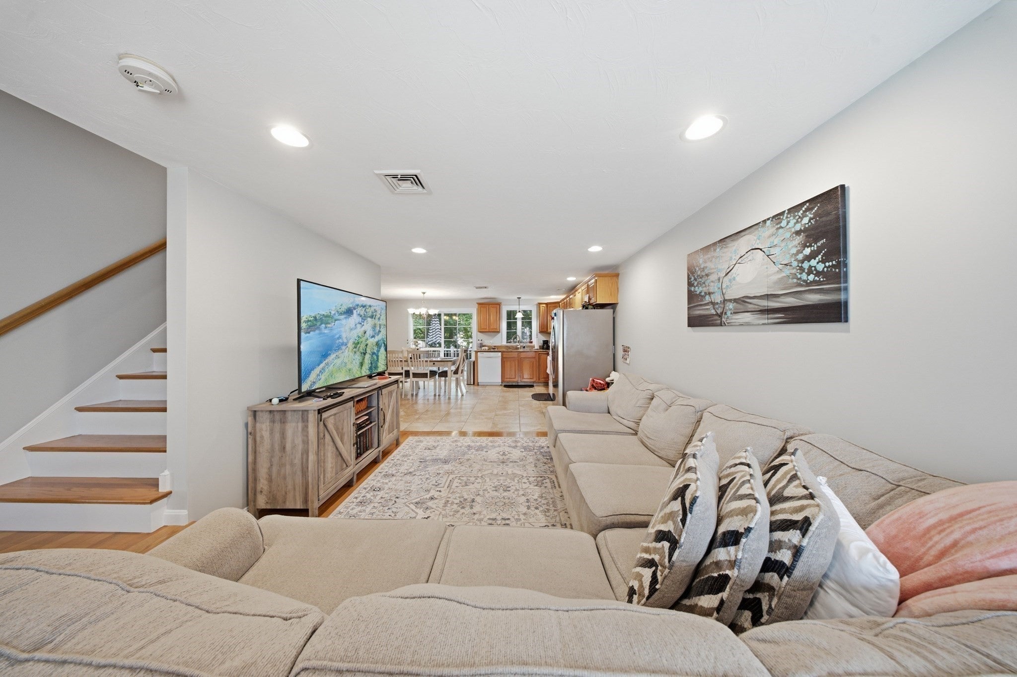 26 Vine St #26, Milford, MA, 26 Vine St #26, Milford, MA Photo #4