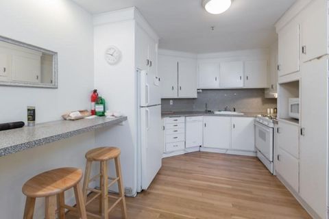 290 Commonwealth Ave A Boston MA 02115