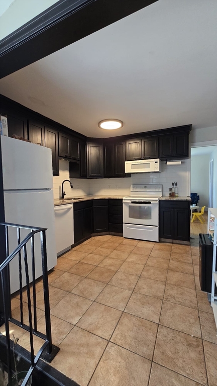 177 Hartford Ter