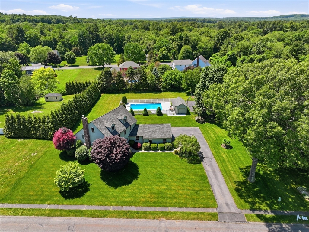 17 Stoneybrook Rd
