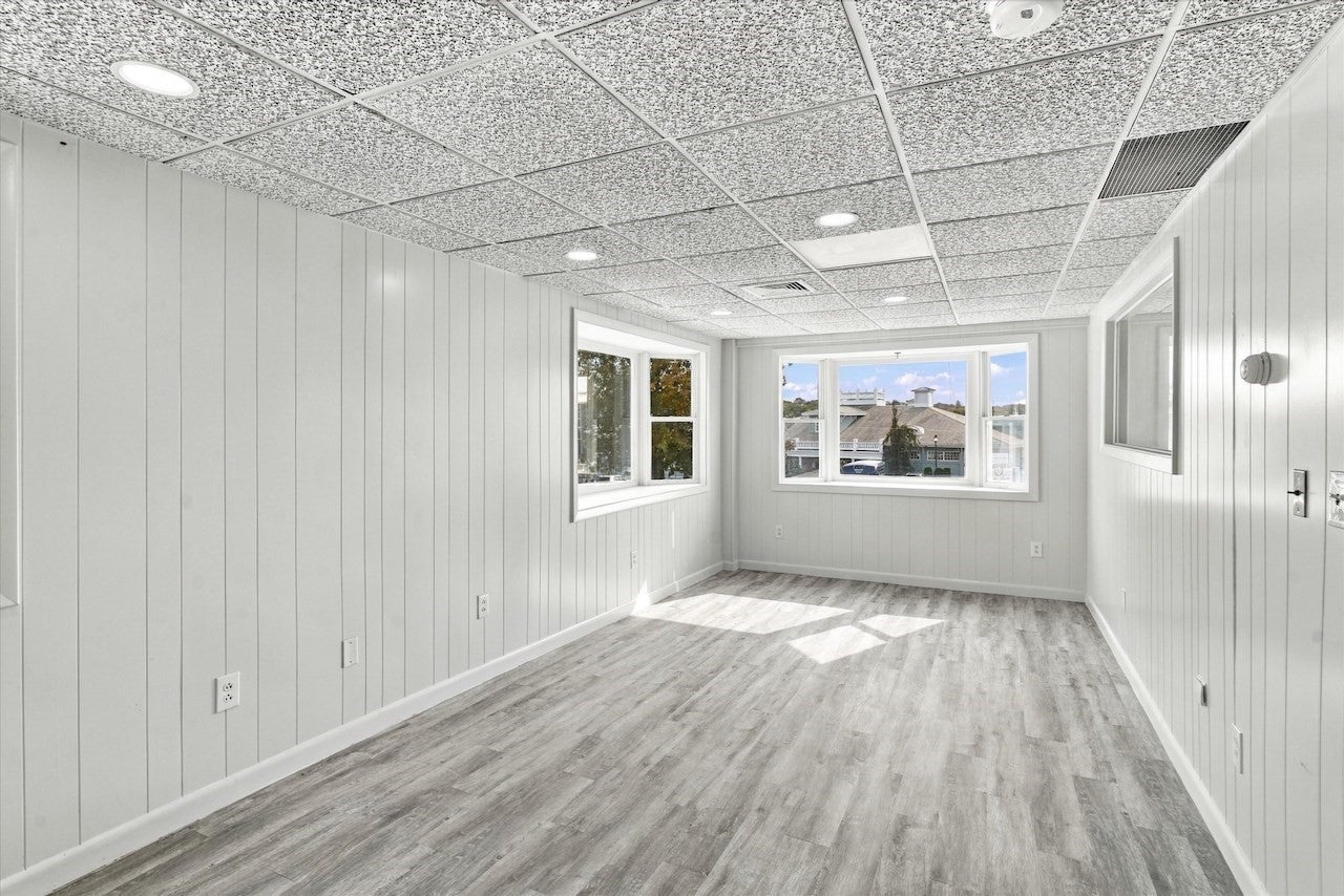 320 Main St, Gloucester, MA, 320 Main St, Gloucester, MA Photo #27