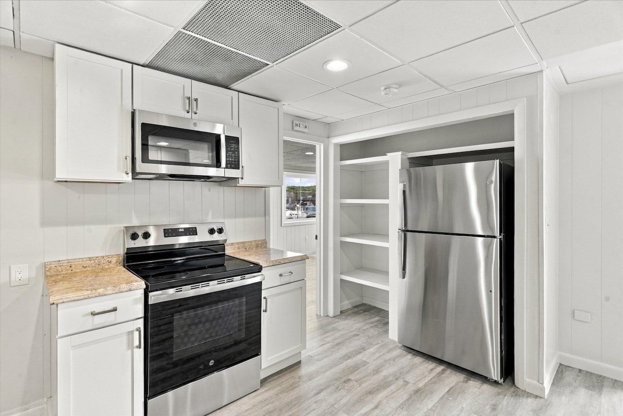 320 Main St, Gloucester, MA, 320 Main St, Gloucester, MA Photo #26