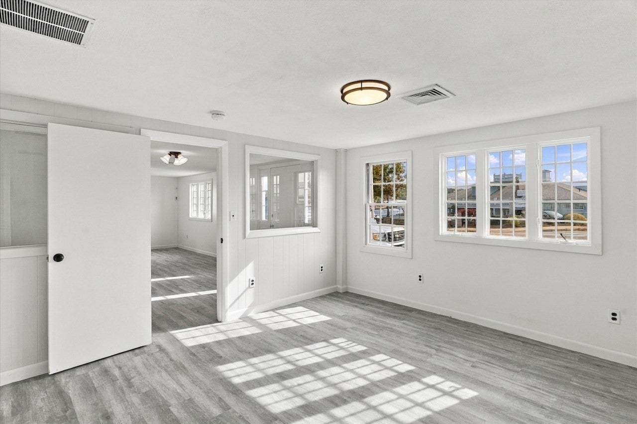 320 Main St, Gloucester, MA, 320 Main St, Gloucester, MA Photo #14