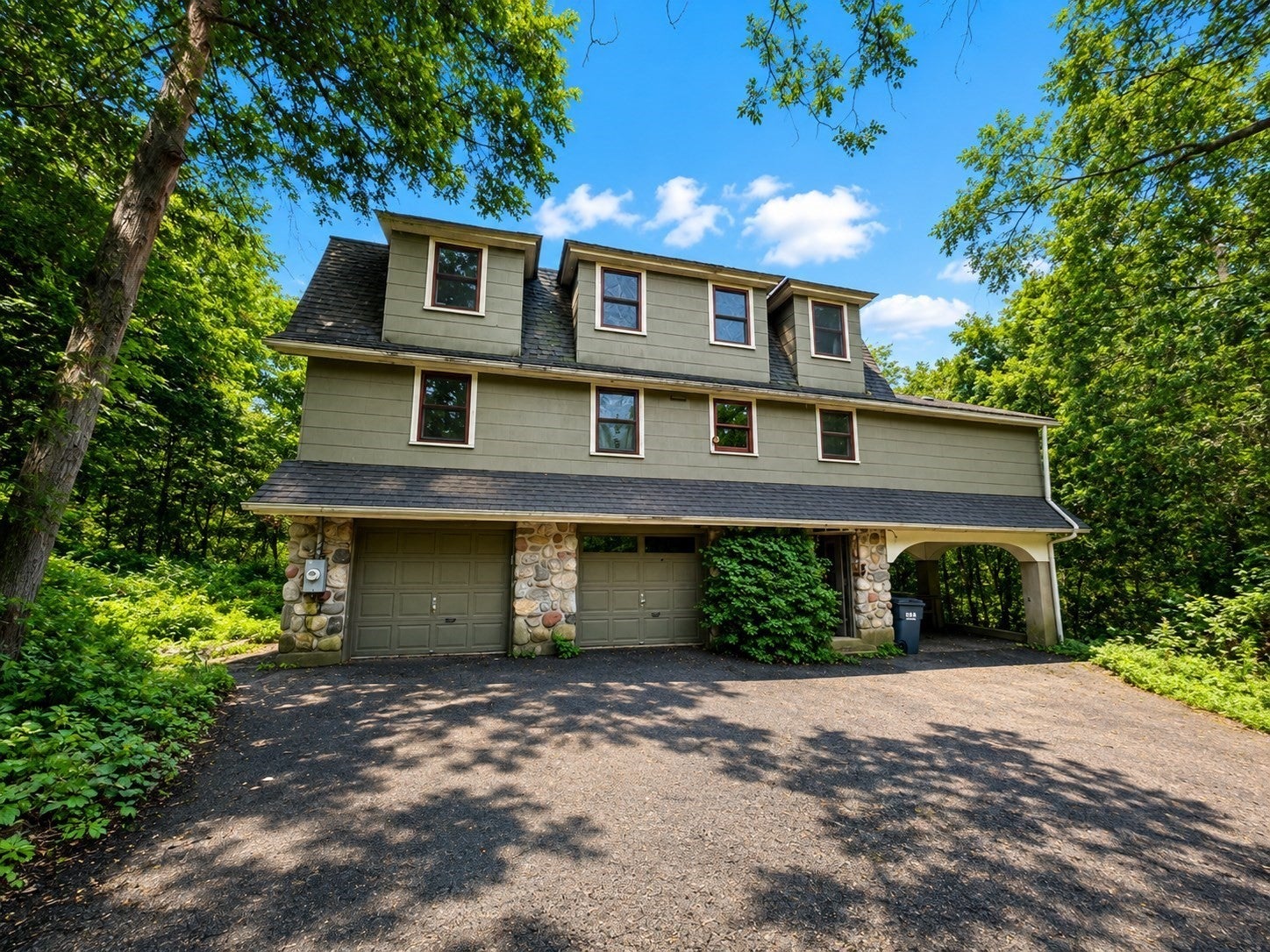 138 Sunset Ave, Amherst, MA, 138 Sunset Ave, Amherst, MA Photo #2