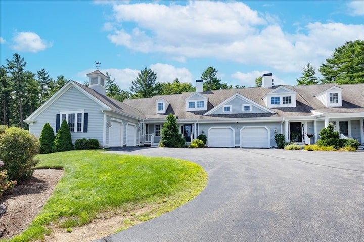 Photo 1 of 42 — 21 Hayloft Lane 21, Marshfield, MA 02050