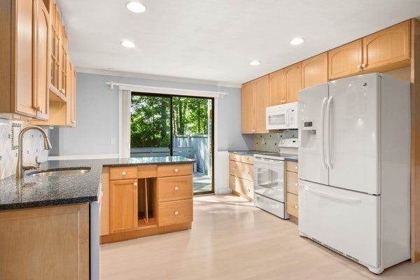 66 Woodland Trail, Falmouth, MA, 66 Woodland Trail, Falmouth, MA Photo #10