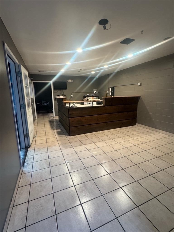50 Meadowbrook Rd 2