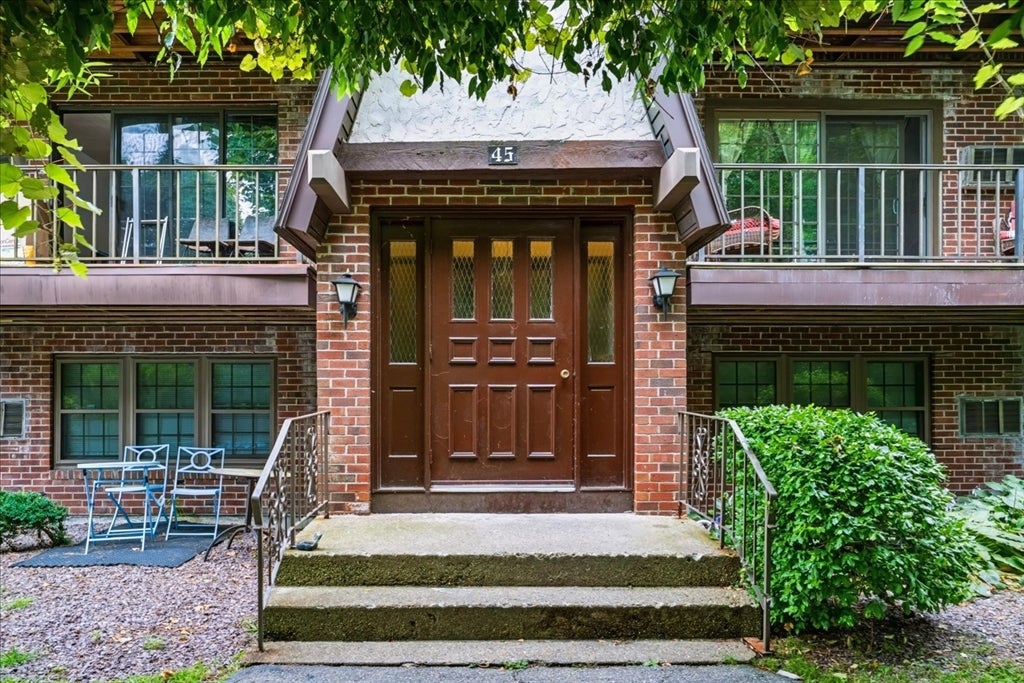 Photo of 45 West St, Randolph, MA
